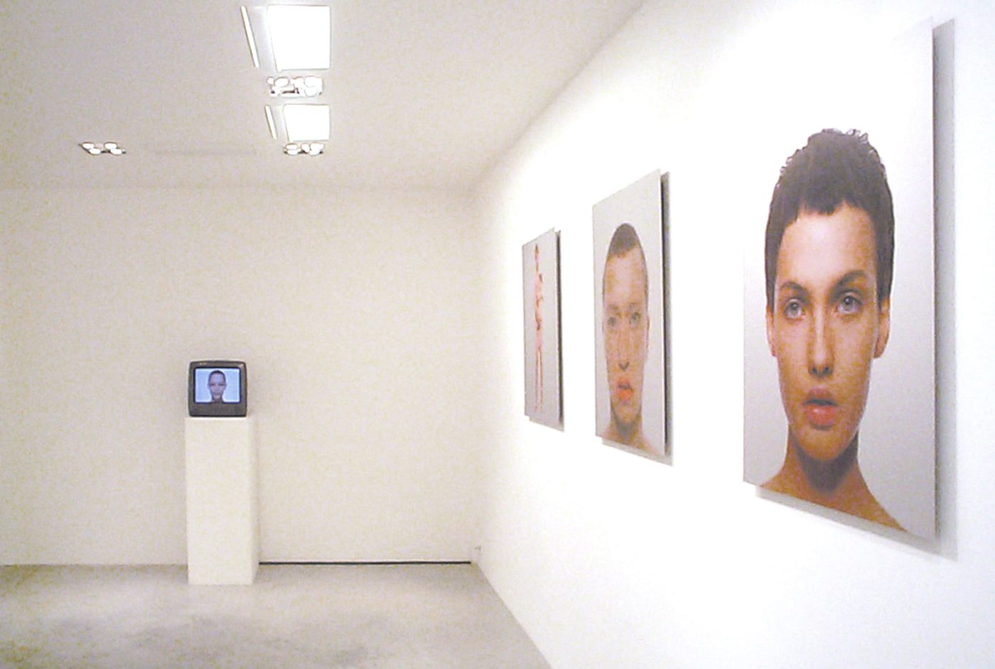 Installation view, Überbabes, Paris, 2002